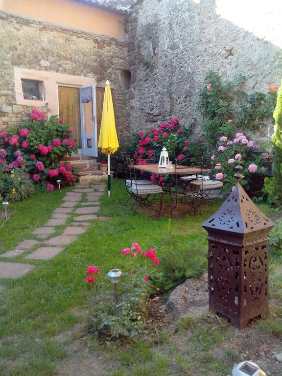 مبيت وإفطار Le Bousquet-d'Orb Le Clos De La Source المظهر الخارجي الصورة